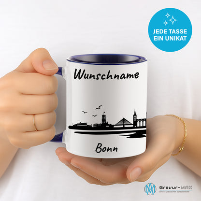 Tasse in Dunkelblau 330ml bedruckt mit der Skyline von Bonn personalisierbar mit Wunschname