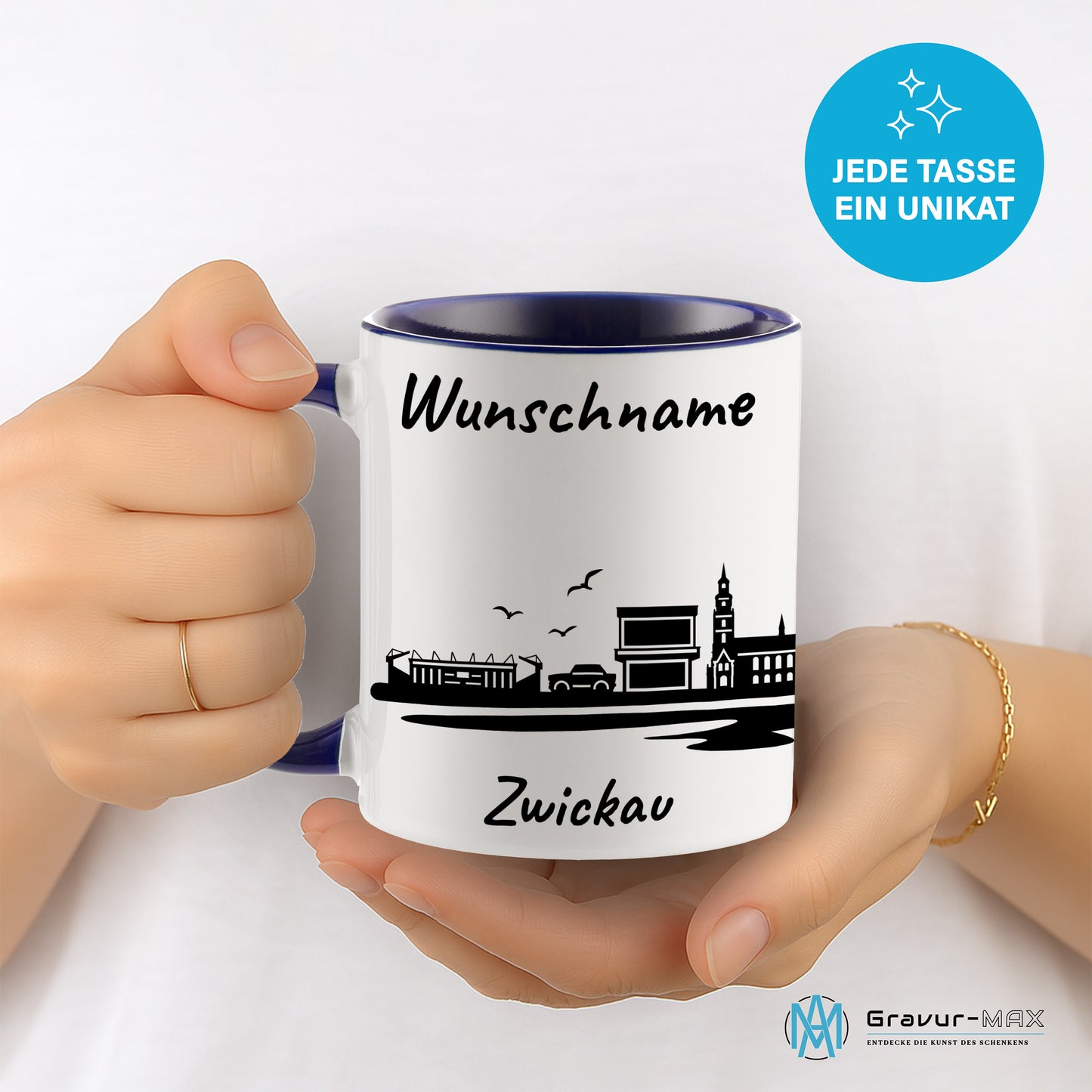 Tasse in Dunkelblau 330ml bedruckt mit der Skyline von Zwickau personalisierbar mit Wunschname