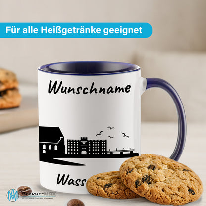 Tasse in Dunkelblau 330ml bedruckt mit der Skyline von Wasserburg personalisierbar mit Wunschname