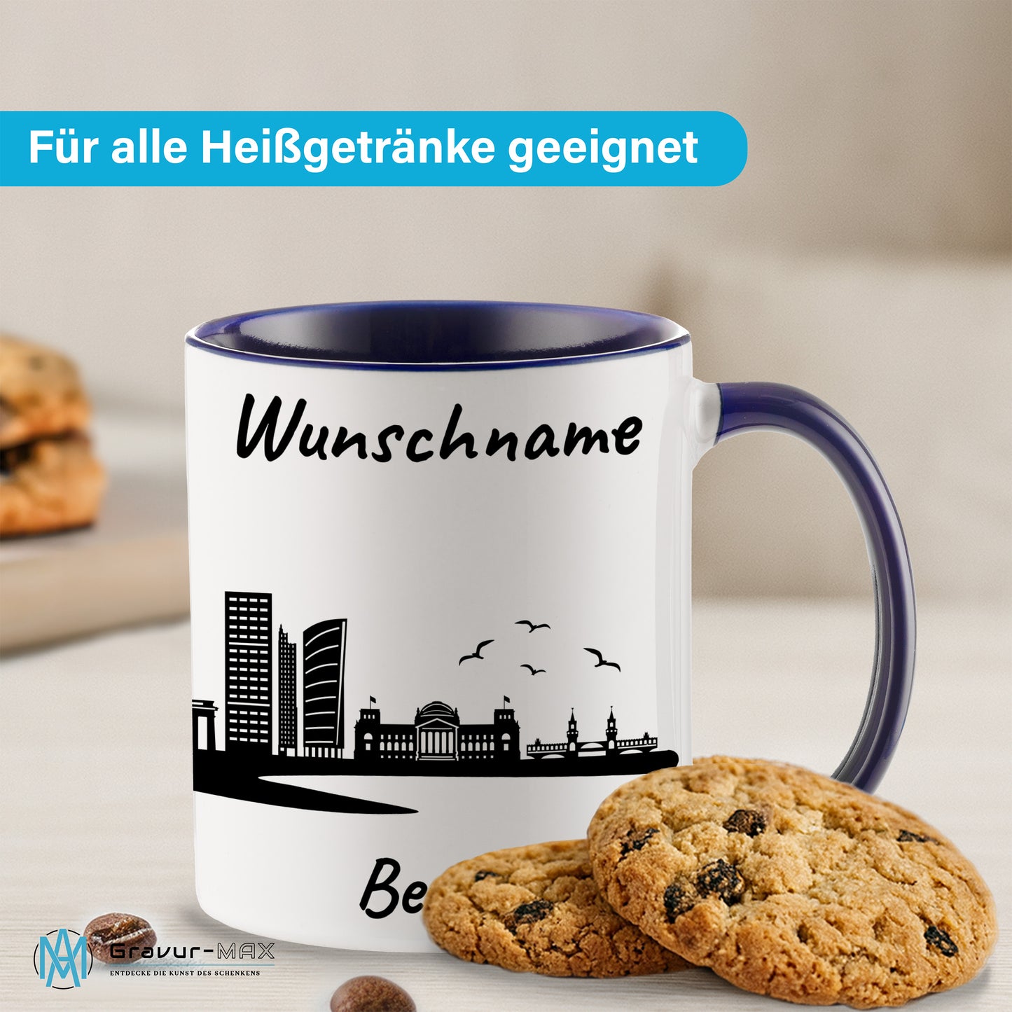 Tasse in Dunkelblau 330ml bedruckt mit der Skyline von Berlin personalisierbar mit Wunschname