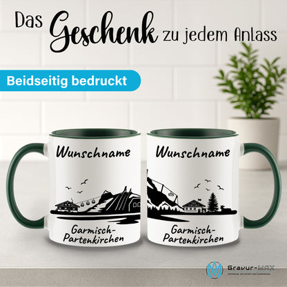 Tasse in Dunkelgrün 330ml bedruckt mit der Skyline von Garmisch-Partenkirchen personalisierbar mit Wunschname