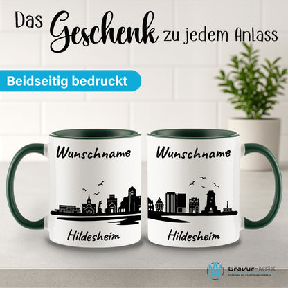 Tasse in Dunkelgrün 330ml bedruckt mit der Skyline von Hildesheim personalisierbar mit Wunschname