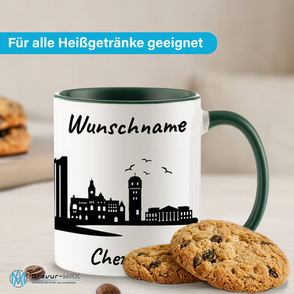 Tasse in Dunkelgrün 330ml bedruckt mit der Skyline von Chemnitz personalisierbar mit Wunschname