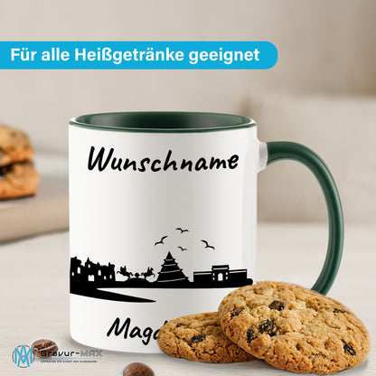 Tasse in Dunkelgrün 330ml bedruckt mit der Skyline von Magdeburg personalisierbar mit Wunschname