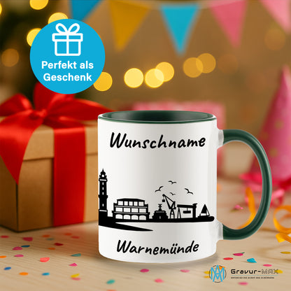 Tasse in Dunkelgrün 330ml bedruckt mit der Skyline von Warnemünde personalisierbar mit Wunschname
