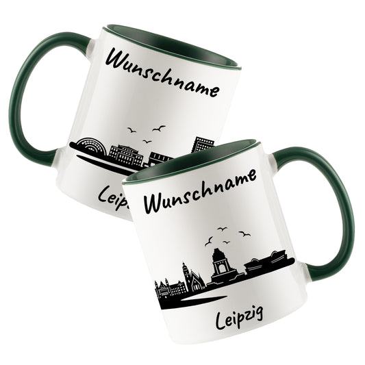 Tasse in Dunkelgrün 330ml bedruckt mit der Skyline von Leipzig personalisierbar mit Wunschname