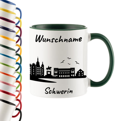 Tasse in Dunkelgrün 330ml bedruckt mit der Skyline von Schwerin personalisierbar mit Wunschname