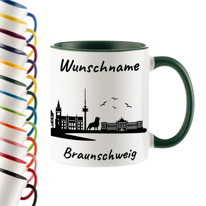 Tasse in Dunkelgrün 330ml bedruckt mit der Skyline von Braunschweig personalisierbar mit Wunschname