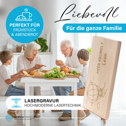 Frühstücksbrettchen 220x120mm mit Gravur "HIER KRÜMELT" Ballon mit Löwe und Wunschname
