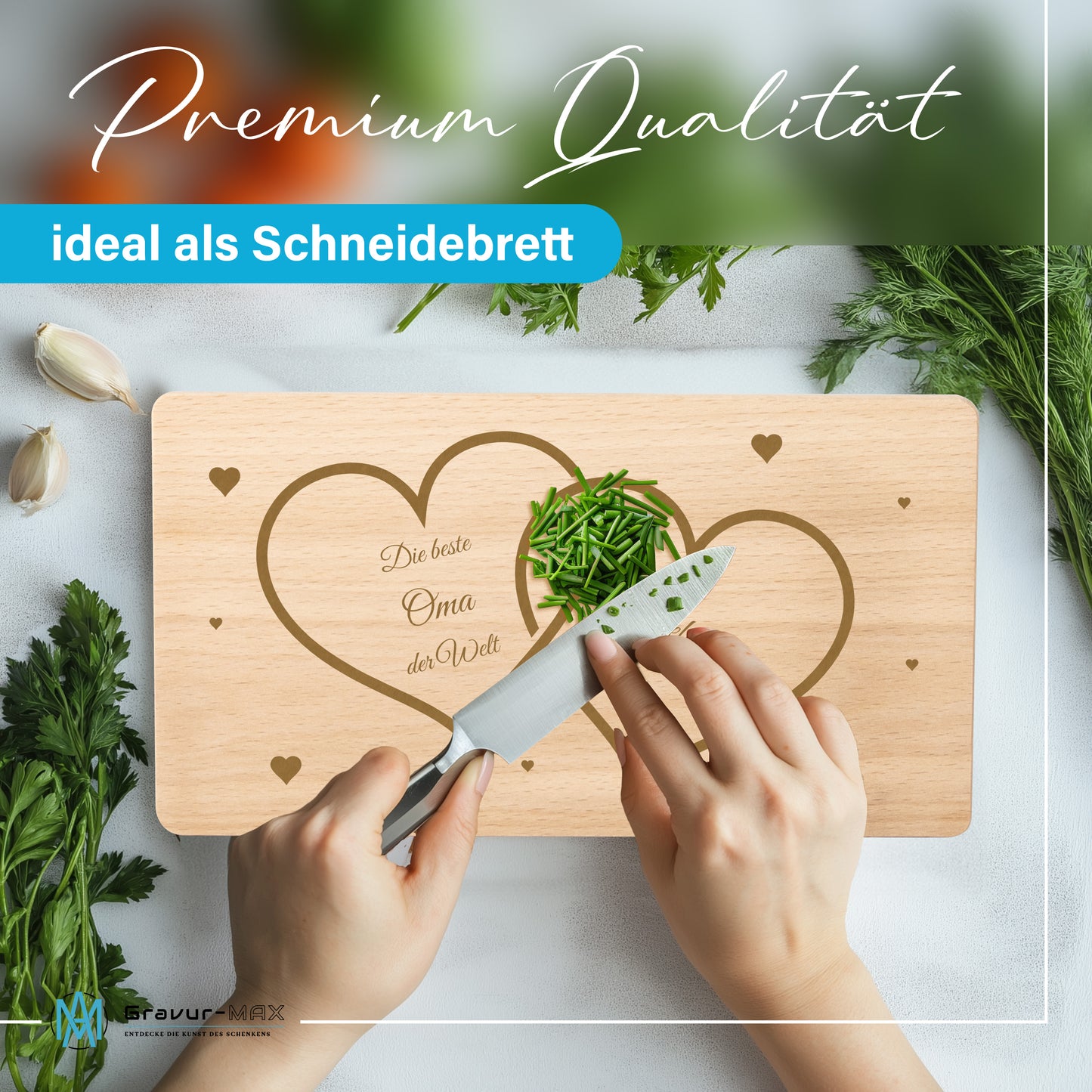 Frühstücksbrettchen mit Gravur Herzen "DIE BESTE OMA DER WELT" mit Wunschname