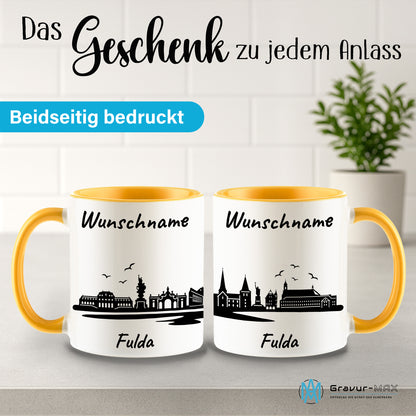 Tasse in Goldgelb 330ml bedruckt mit der Skyline von Fulda personalisierbar mit Wunschname