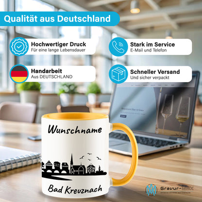 Tasse in Goldgelb 330ml bedruckt mit der Skyline von Bad Kreuznach personalisierbar mit Wunschname