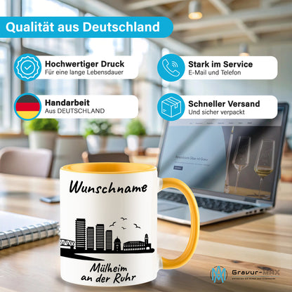 Tasse in Goldgelb 330ml bedruckt mit der Skyline von Mülheim an der Ruhr personalisierbar mit Wunschname