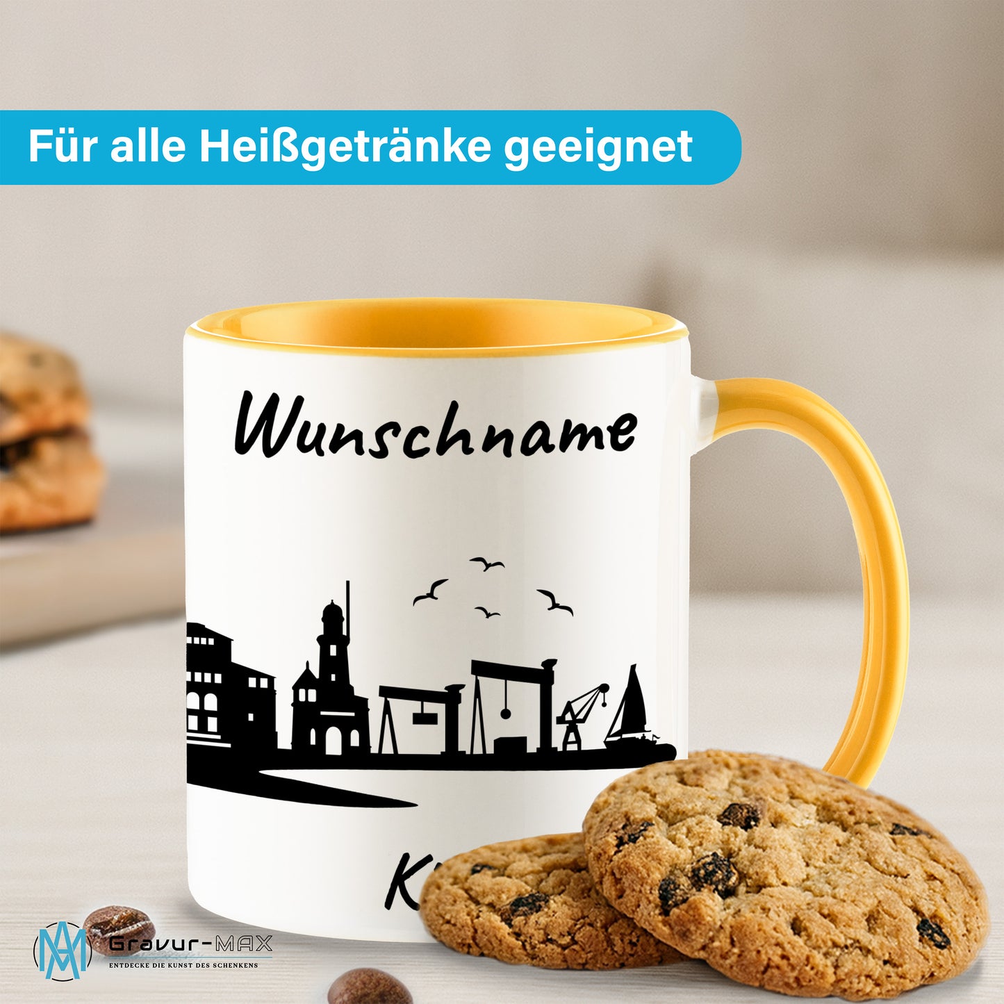 Tasse in Goldgelb 330ml bedruckt mit der Skyline von Kiel personalisierbar mit Wunschname