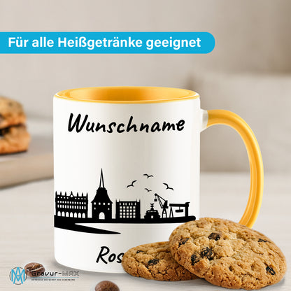 Tasse in Goldgelb 330ml bedruckt mit der Skyline von Rostock personalisierbar mit Wunschname