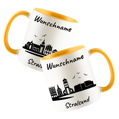 Tasse in Goldgelb 330ml bedruckt mit der Skyline von Stralsund personalisierbar mit Wunschname