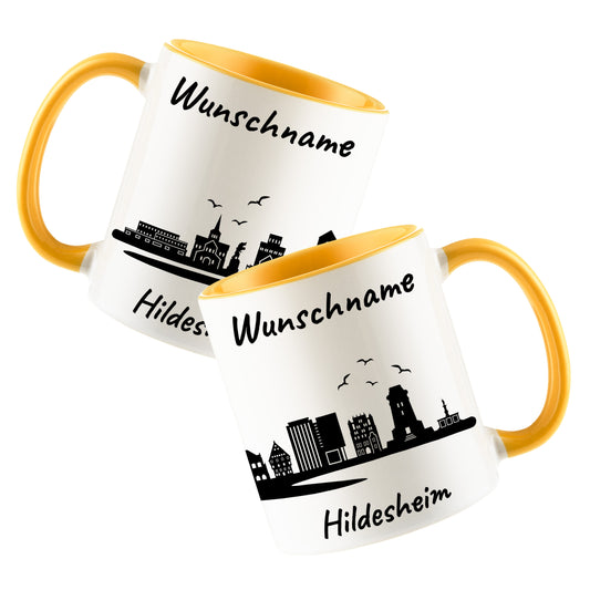 Tasse in Goldgelb 330ml bedruckt mit der Skyline von Hildesheim personalisierbar mit Wunschname
