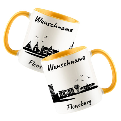 Tasse in Goldgelb 330ml bedruckt mit der Skyline von Flensburg personalisierbar mit Wunschname