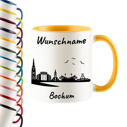 Tasse in Goldgelb 330ml bedruckt mit der Skyline von Bochum personalisierbar mit Wunschname