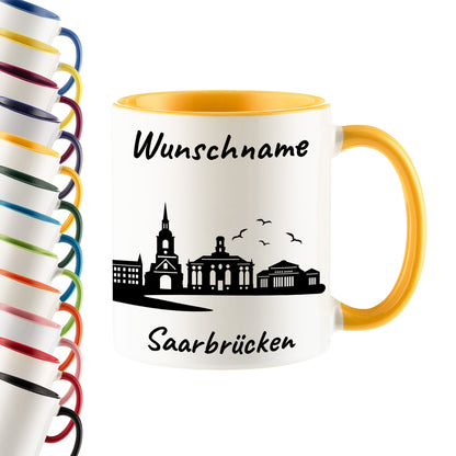 Tasse in Goldgelb 330ml bedruckt mit der Skyline von Saarbrücken personalisierbar mit Wunschname