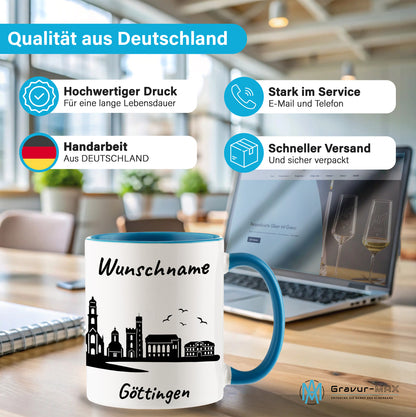 Tasse in Hellblau 330ml bedruckt mit der Skyline von Göttingen personalisierbar mit Wunschname