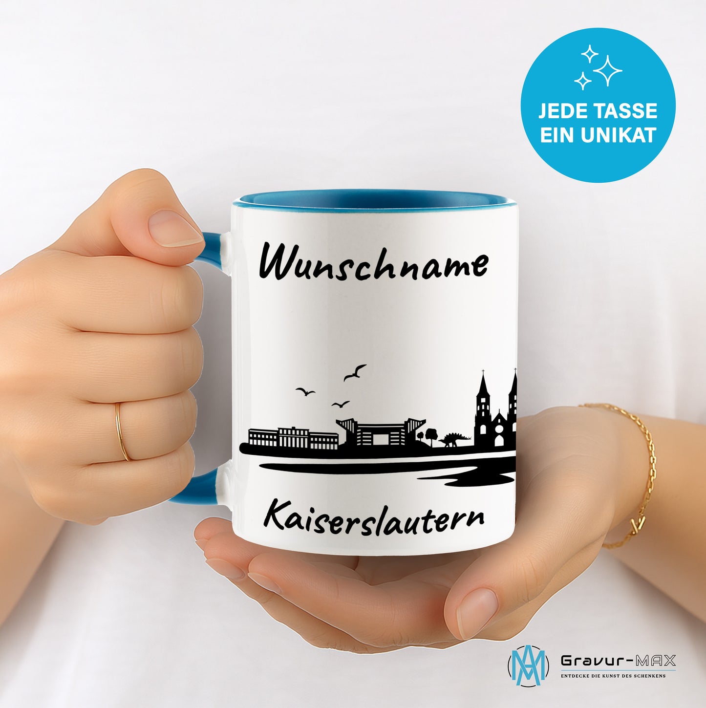 Tasse in Hellblau 330ml bedruckt mit der Skyline von Kaiserslautern personalisierbar mit Wunschname