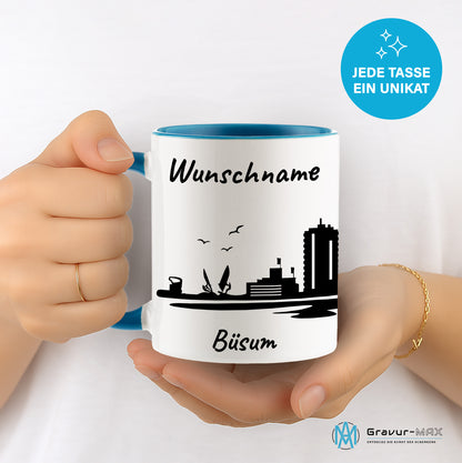 Tasse in Hellblau 330ml bedruckt mit der Skyline von Büsum personalisierbar mit Wunschname