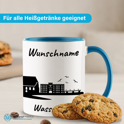 Tasse in Hellblau 330ml bedruckt mit der Skyline von Wasserburg personalisierbar mit Wunschname