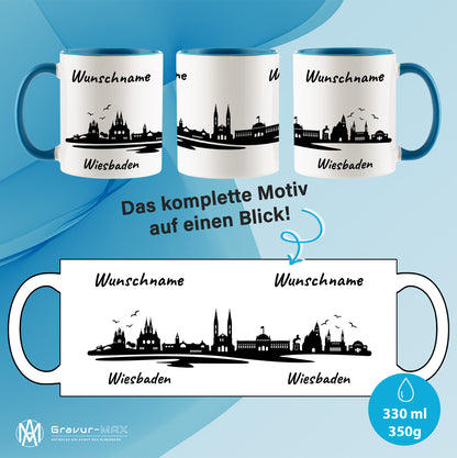 Tasse in Hellblau 330ml bedruckt mit der Skyline von Wiesbaden personalisierbar mit Wunschname