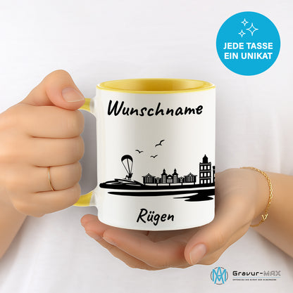 Tasse in Hellgelb 330ml bedruckt mit der Skyline von Rügen personalisierbar mit Wunschname