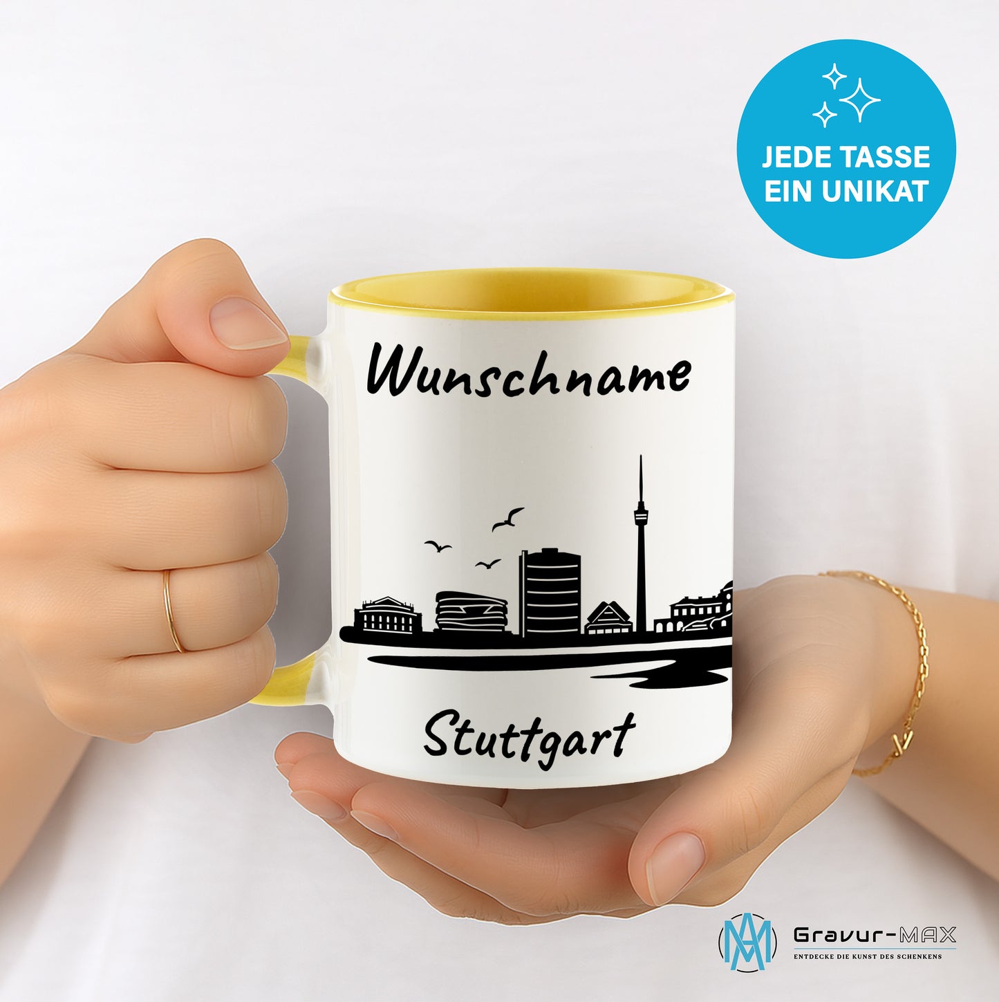 Tasse in Hellgelb 330ml bedruckt mit der Skyline von Stuttgart personalisierbar mit Wunschname