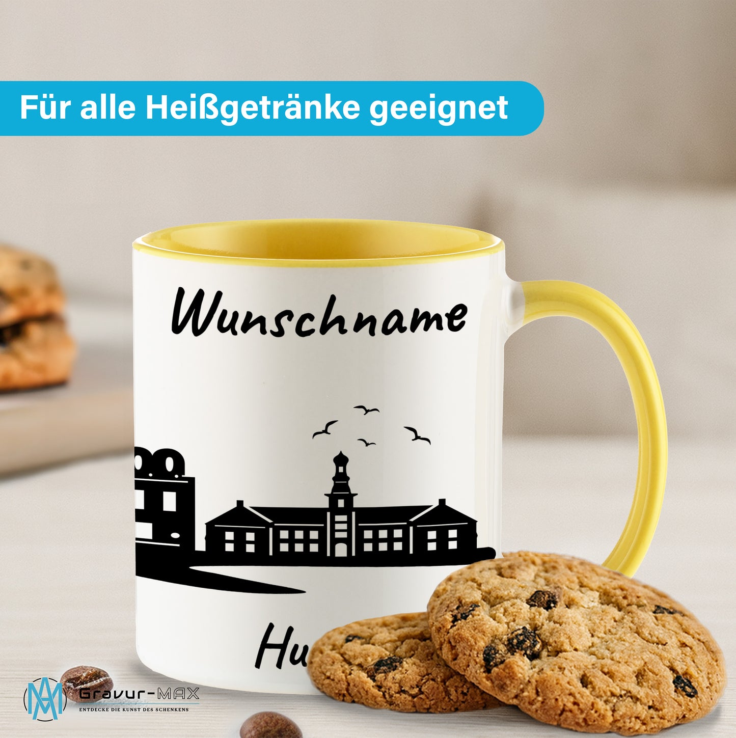 Tasse in Hellgelb 330ml bedruckt mit der Skyline von Husum personalisierbar mit Wunschname