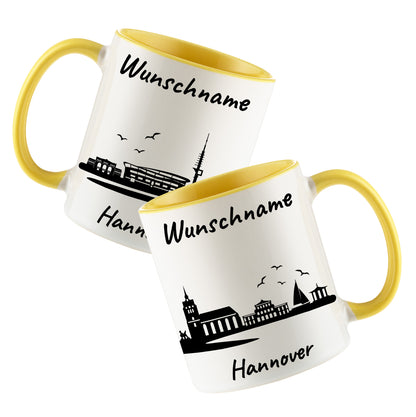 Tasse in Hellgelb 330ml bedruckt mit der Skyline von Hannover personalisierbar mit Wunschname