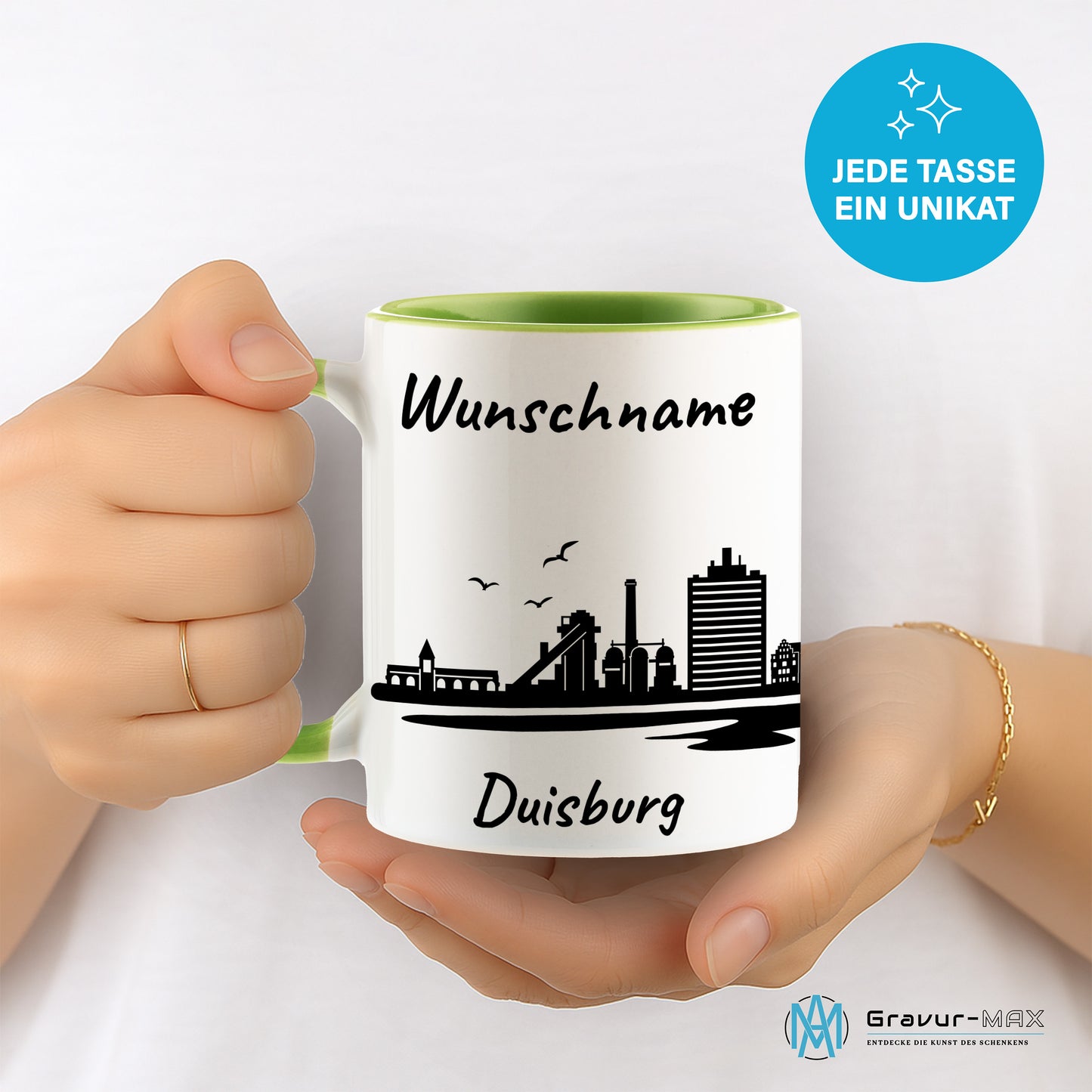 Tasse in Hellgrün 330ml bedruckt mit der Skyline von Duisburg personalisierbar mit Wunschname