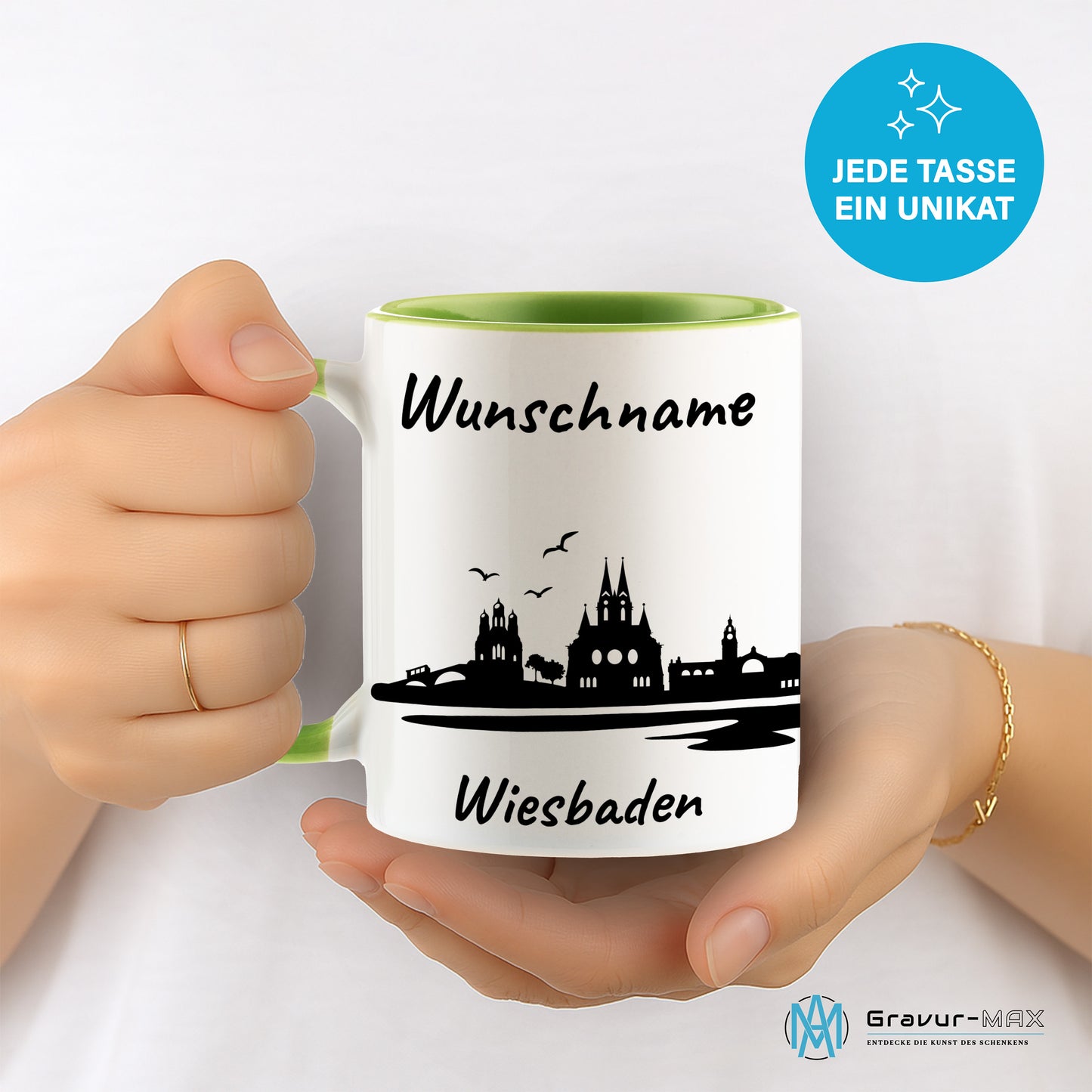 Tasse in Hellgrün 330ml bedruckt mit der Skyline von Wiesbaden personalisierbar mit Wunschname