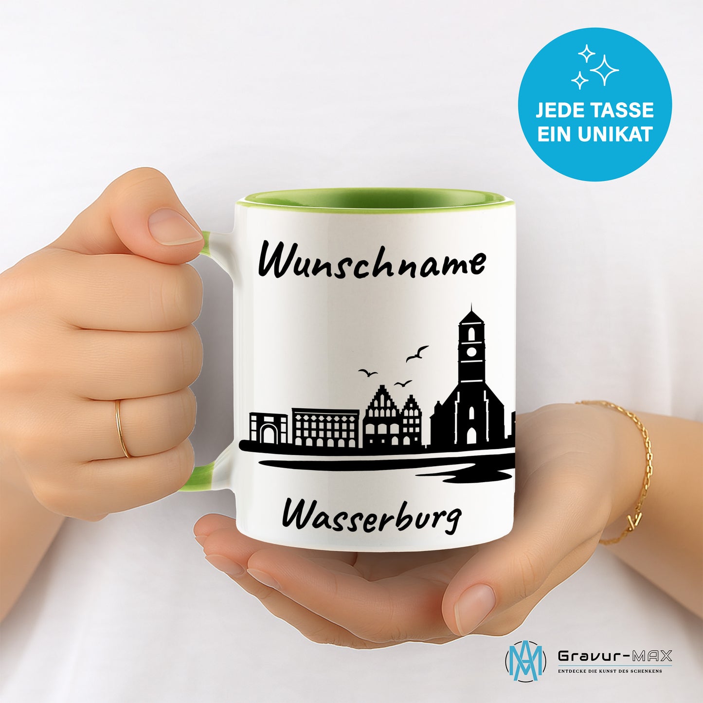 Tasse in Hellgrün 330ml bedruckt mit der Skyline von Wasserburg personalisierbar mit Wunschname