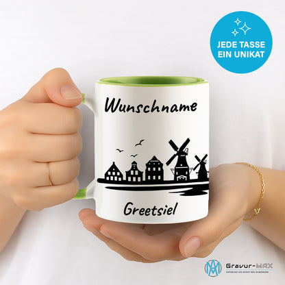 Tasse in Hellgrün 330ml bedruckt mit der Skyline von Greetsiel personalisierbar mit Wunschname