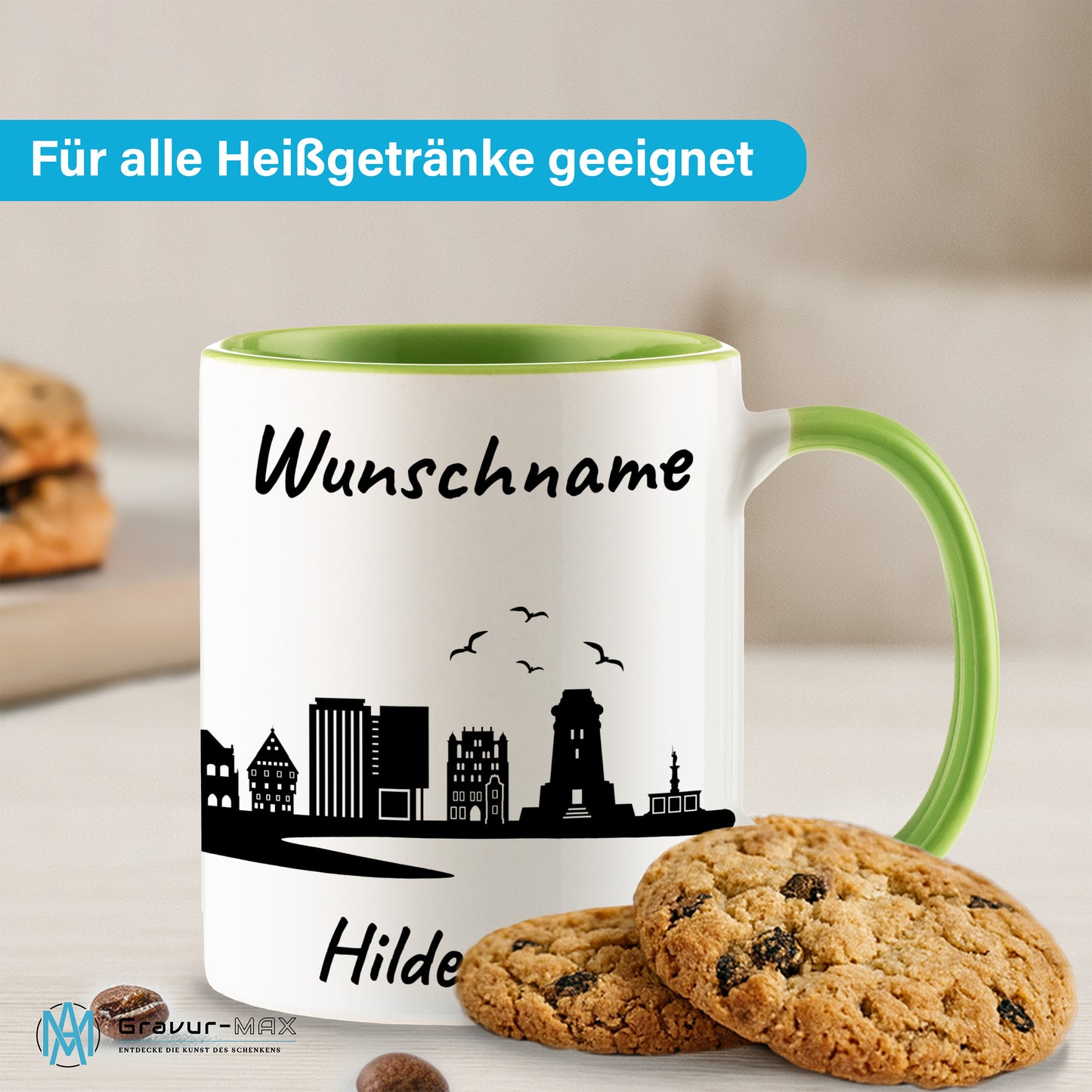 Tasse in Hellgrün 330ml bedruckt mit der Skyline von Hildesheim personalisierbar mit Wunschname