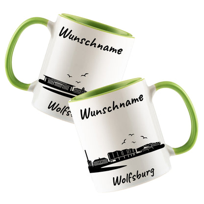 Tasse in Hellgrün 330ml bedruckt mit der Skyline von Wolfsburg personalisierbar mit Wunschname
