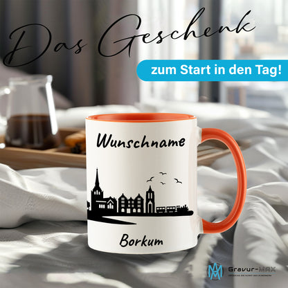 Tasse in Orange 330ml bedruckt mit der Skyline von Borkum personalisierbar mit Wunschname
