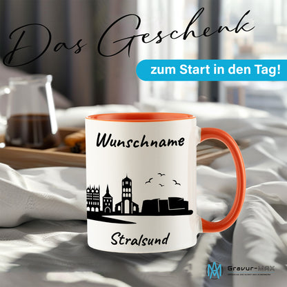 Tasse in Orange 330ml bedruckt mit der Skyline von Stralsund personalisierbar mit Wunschname