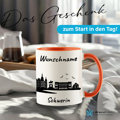 Tasse in Orange 330ml bedruckt mit der Skyline von Schwerin personalisierbar mit Wunschname