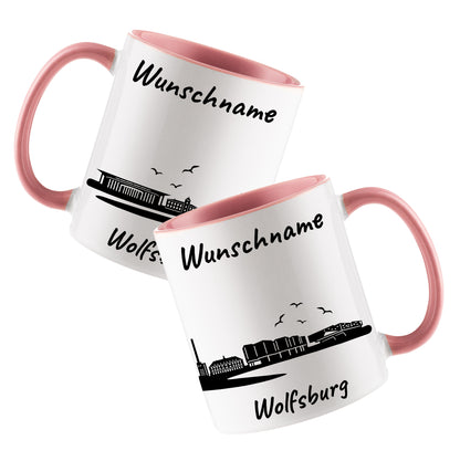 Tasse in Rosa 330ml bedruckt mit der Skyline von Wolfsburg personalisierbar mit Wunschname