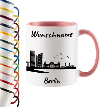 Tasse in Rosa 330ml bedruckt mit der Skyline von Berlin personalisierbar mit Wunschname
