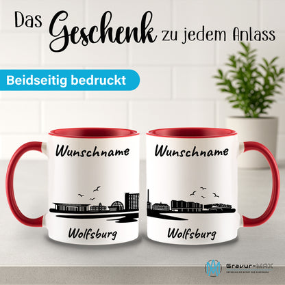 Tasse in Rot 330ml bedruckt mit der Skyline von Wolfsburg personalisierbar mit Wunschname