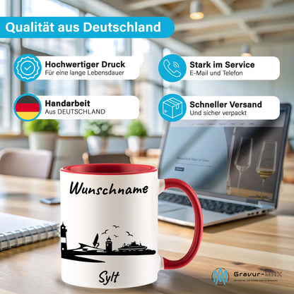 Tasse in Rot 330ml bedruckt mit der Skyline von Sylt personalisierbar mit Wunschname