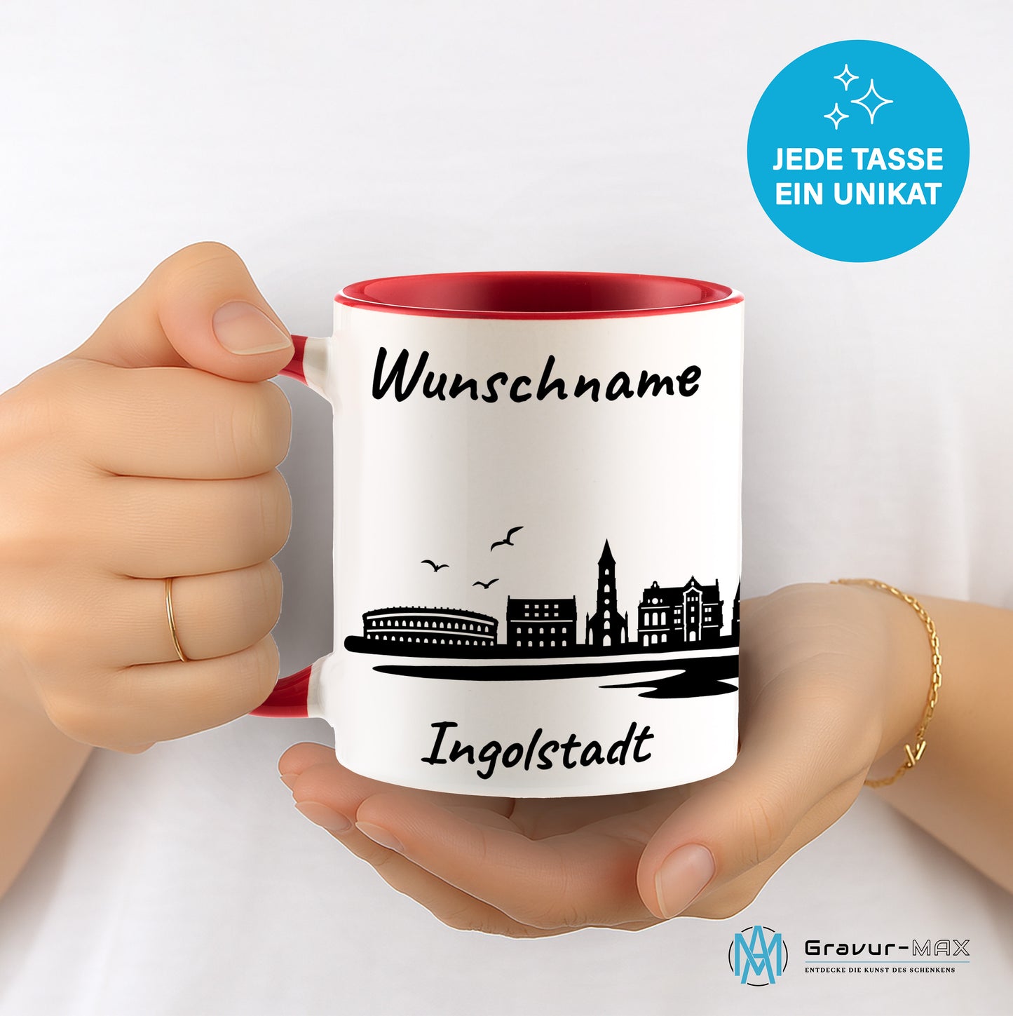 Tasse in Rot 330ml bedruckt mit der Skyline von Ingolstadt personalisierbar mit Wunschname