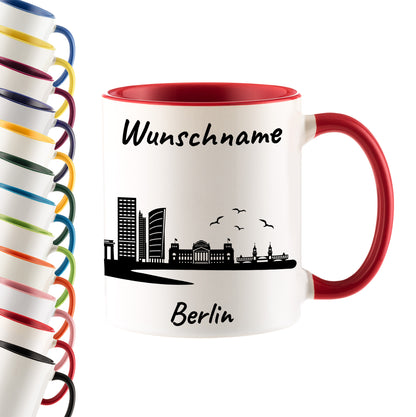 Tasse in Rot 330ml bedruckt mit der Skyline von Berlin personalisierbar mit Wunschname