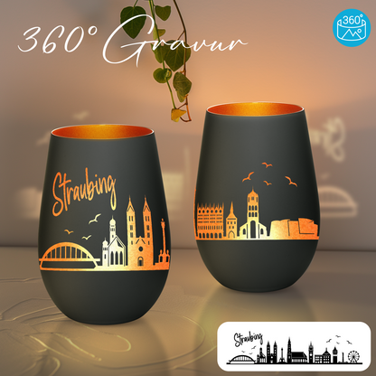 Hochwertiges Glas Windlicht mit Gravur "SKYLINE STRAUBING" in der Farbe Schwarz/Bronze