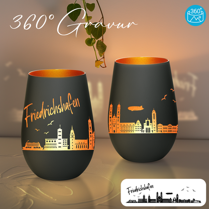 Hochwertiges Glas Windlicht mit Gravur "SKYLINE FRIEDRICHSHAFEN" in der Farbe Schwarz/Bronze
